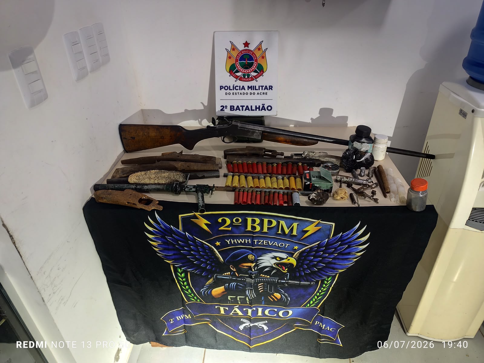 PMAC apreende armas, peças e munições durante patrulhamento no Belo Jardim II PMAC apreende armas, peças e munições durante patrulhamento no Belo Jardim II