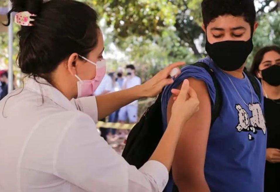 Cruzeiro do Sul cria programa de vacinação direta nas escolas públicas para elevar cobertura Cruzeiro do Sul cria programa de vacinação direta nas escolas públicas para elevar cobertura