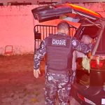 Foragido da Justiça é preso pelo BOPE após perseguição e abandono de drogas no bairro Vitória, em Rio Branco