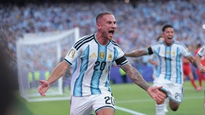 Argentina vence Suíça na prorrogação e pega Inglaterra na semifinal Argentina vence Suíça na prorrogação e pega Inglaterra na semifinal