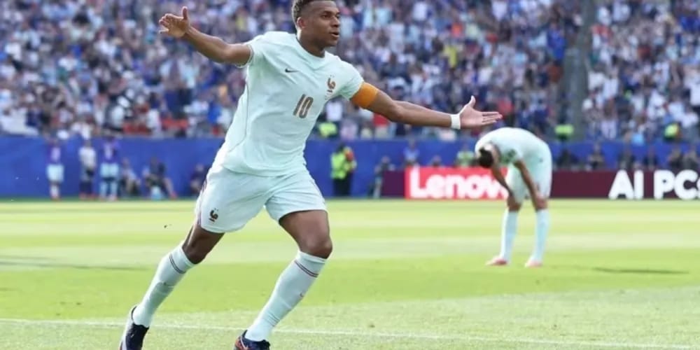Sem jogos da Copa nesta segunda; confira toda a programação da reta final