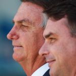 Moraes proíbe Flávio Bolsonaro de visitar Jair Bolsonaro por 90 dias Moraes proíbe Flávio Bolsonaro de visitar Jair Bolsonaro por 90 dias