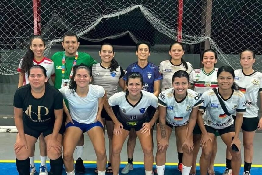 Veneza começa treinos e traz reforços do interior para o Estadual Feminino de Futsal
