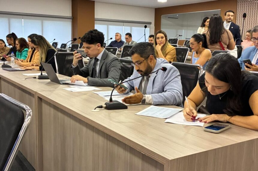 Advogados promovem espécie de “Criança Esperança do Acre” para ajudar irmãos que precisam de R$ 5 milhões para tratamento nos EUA