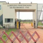 Suspeita de rebelião interrompe visitas em pavilhão de presídio no Acre