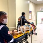 Ciclistas colidem contra ônibus e são socorridas ao pronto-socorro; jovem de 18 anos precisou ser entubada em Rio Branco