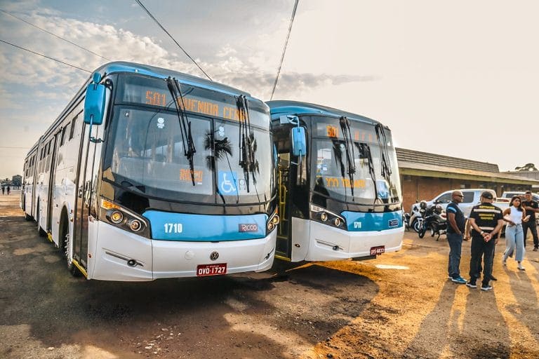 Justiça autoriza retorno imediato de 50 ônibus ao transporte coletivo de Rio Branco