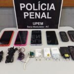 Polícia Penal apreende celulares lançados em presídio de Sena Madureira Polícia Penal apreende celulares lançados em presídio de Sena Madureira