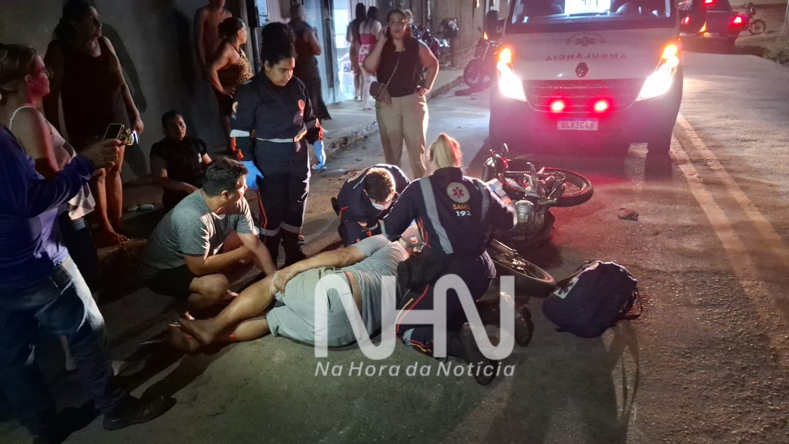 Motorista invade preferencial, provoca acidente e foge sem prestar socorro a motociclista ferido em Rio Branco
