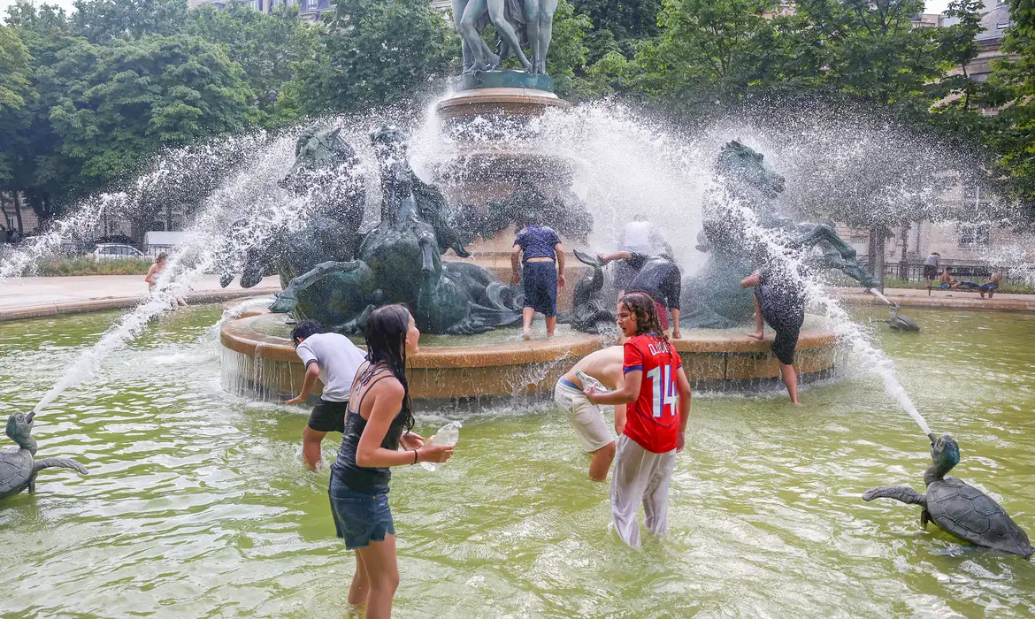 Espanha atribui mais de mil mortes em junho ao excesso de calor Espanha atribui mais de mil mortes em junho ao excesso de calor