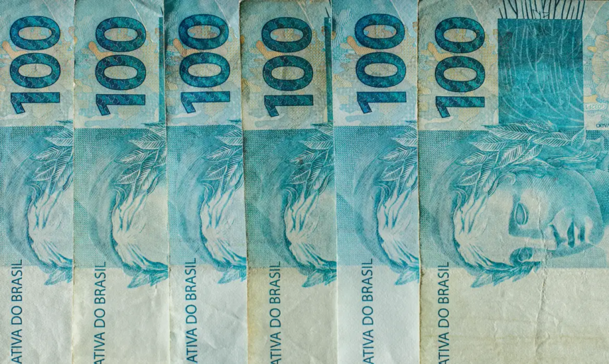 Caixa paga Bolsa Família de julho a beneficiários com NIS de final 4 Caixa paga Bolsa Família de julho a beneficiários com NIS de final 4