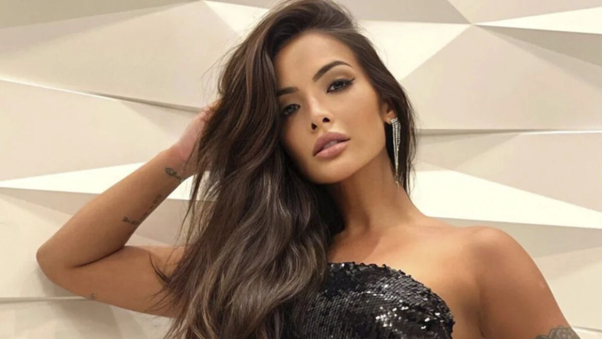 Solteira, Carol Nakamura detona postura dos homens: 'Sem iniciativa e falam demais'