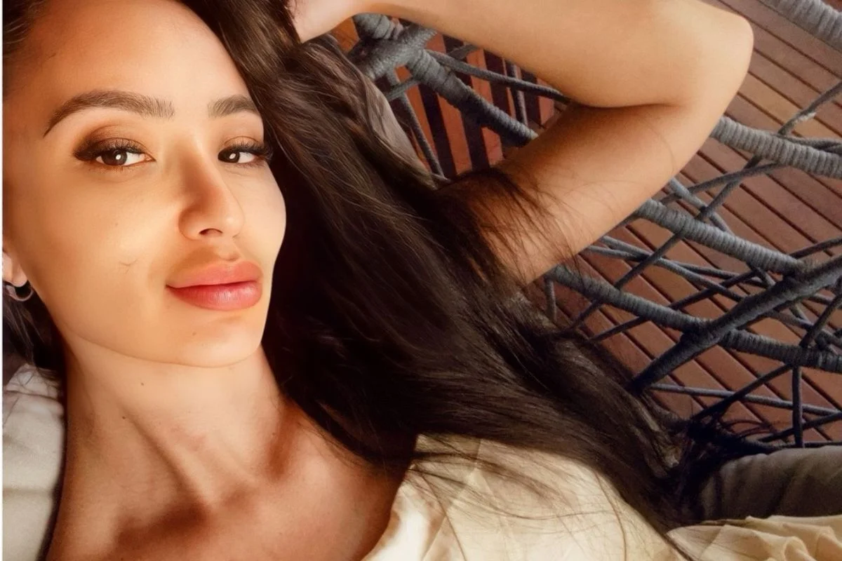 Ex-bailarina do Faustão é retirada de voo e denuncia constrangimento