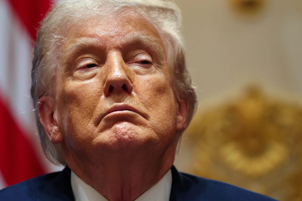 Justiça manda Trump pagar US$ 5,8 milhões a escritora por abuso sexual
