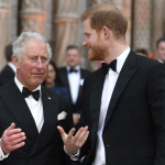Charles III reencontra Harry, Meghan e netos em gesto de reconciliação Charles III reencontra Harry, Meghan e netos em gesto de reconciliação