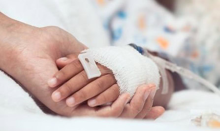 MP investiga intolerância religiosa em caso de soda cáustica MP passa a investigar possível intolerância religiosa no caso da menina que teria ingerido soda cáustica em Rio Branco