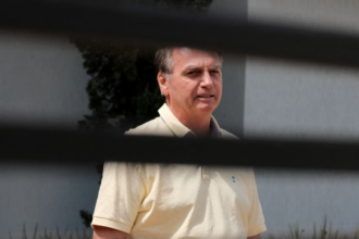 Quem é o ex-comandante da FAB que ameaçou prender Bolsonaro se ele impedisse eleição