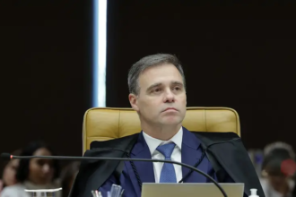 Mendonça determina investigação sobre ‘vazamento’ de informações no caso Lulinha Mendonça determina investigação sobre ‘vazamento’ de informações no caso Lulinha