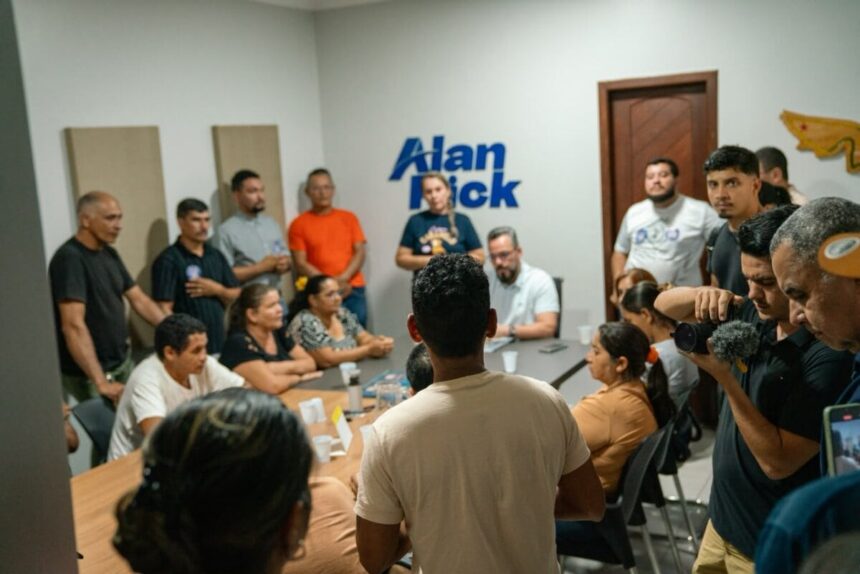 Lideranças do Bujari rompem com Michel Marques e aderem a Alan Rick após apoio a Mailza Lideranças do Bujari rompem com Michel Marques e aderem a Alan Rick após apoio a Mailza