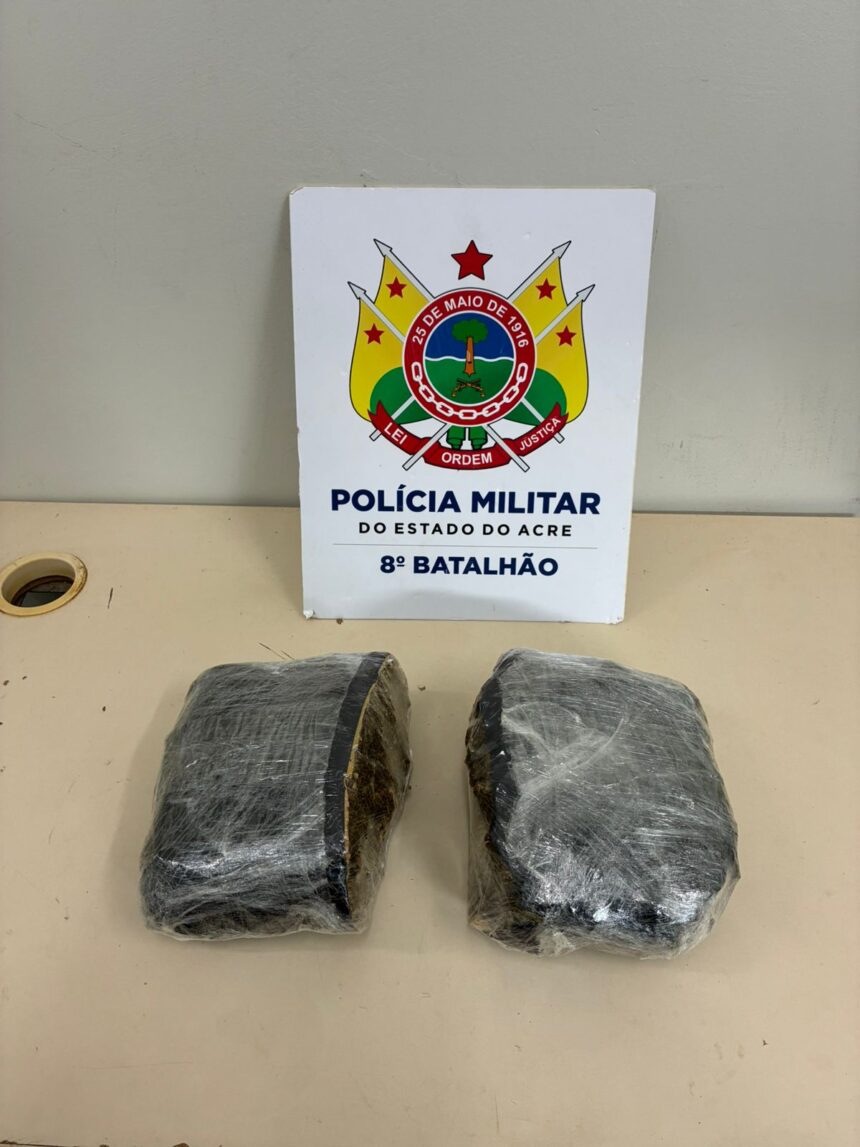 Suspeito é preso em táxi com quase um quilo de entorpecente na BR-364