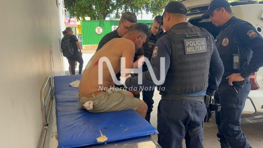 Mulher reage a assalto, é ferida com faca e suspeito acaba perseguido e agredido por populares em Rio Branco