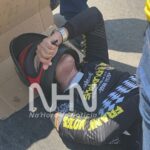 Motorista de aplicativo fica ferido após ser atingido por fio de internet derrubado por caminhão em Rio Branco