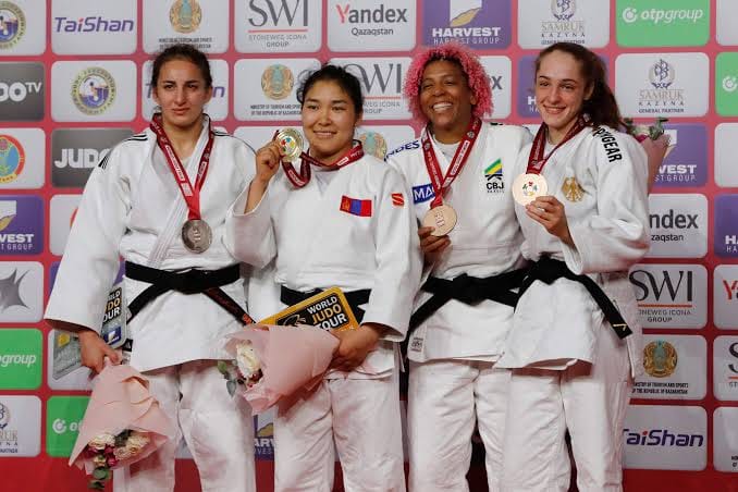 Brasil garante três bronzes na abertura do Grand Slam de Judô em Lausanne; estreantes brilham e somam pontos para Paris 2028