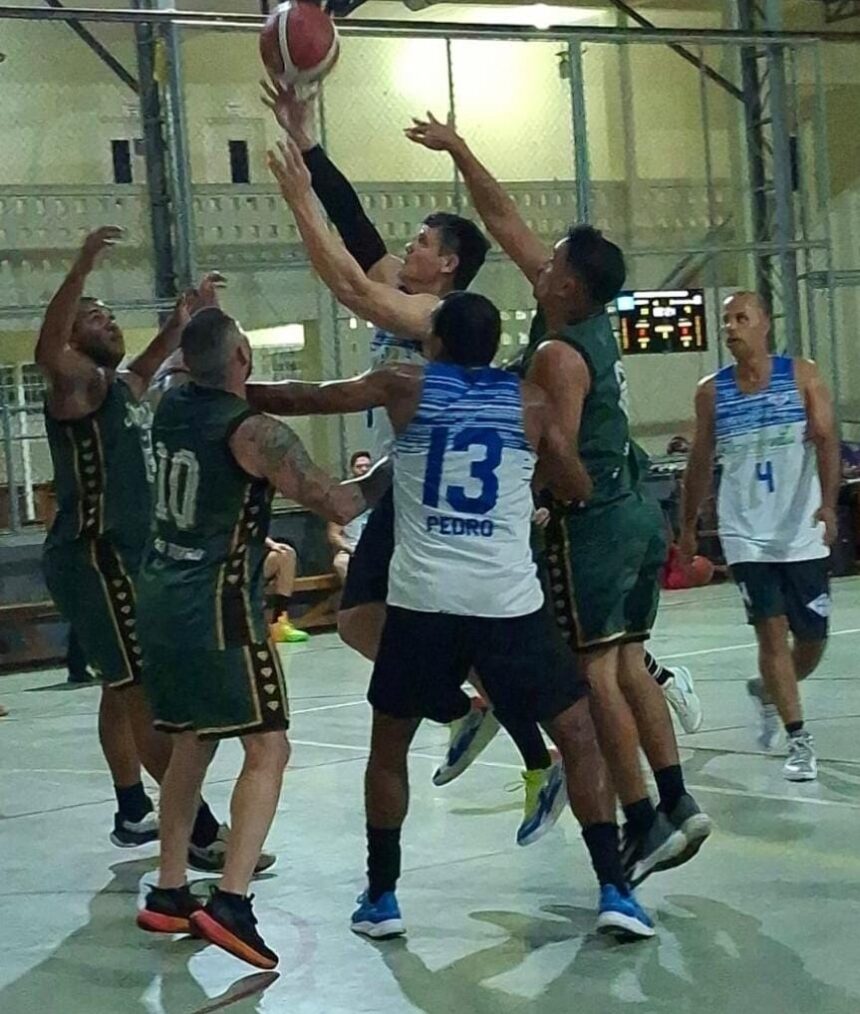 Atlético e Resenha medem forças em duelo de invictos na Copa Cidade de Rio Branco de Basquete