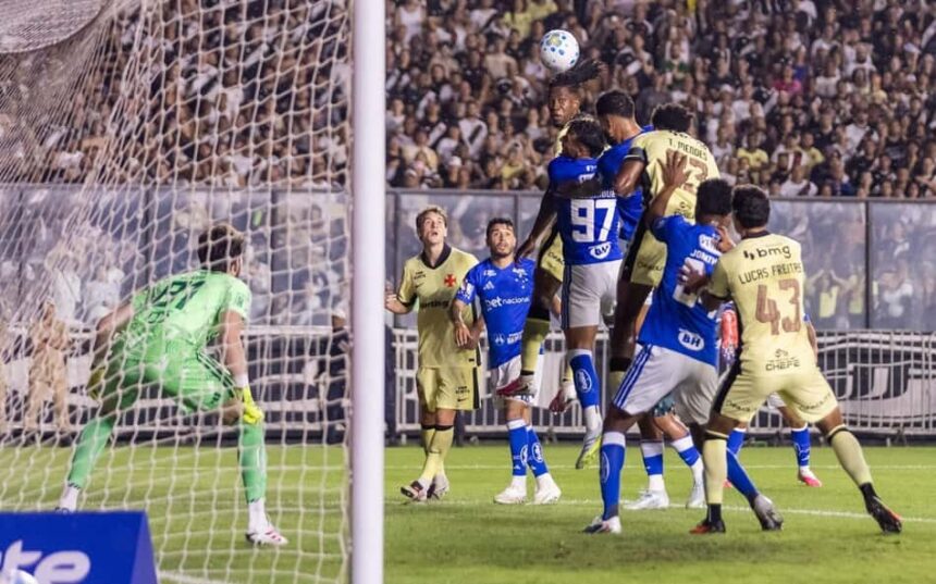 Vasco domina Cruzeiro por 3 a 1, quebra jejum de 3 meses e sai da zona de rebaixamento