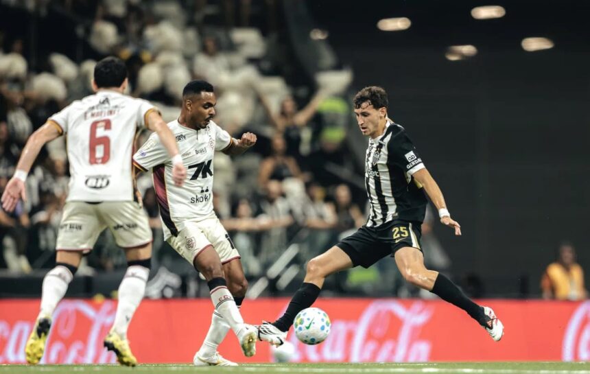 Atlético-MG usa reservas, vence Vitória e mantém foco em duelo com Cruzeiro Atlético-MG usa reservas, vence Vitória e mantém foco em duelo com Cruzeiro