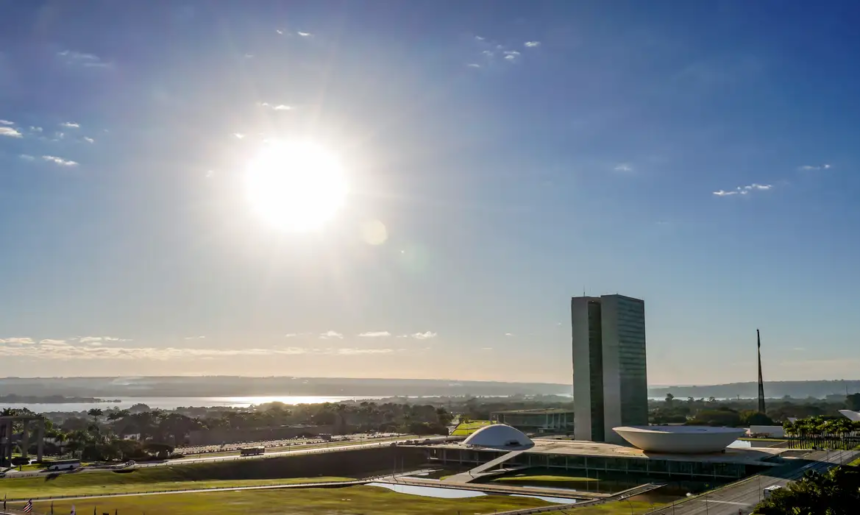 Congresso vota nesta semana fim da escala 6x1 e Congresso vota nesta semana fim da escala 6x1 e