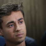 TRE manda X explicar por que perfil de Nikolas Ferreira ficou fora de lista de contas restringidas
