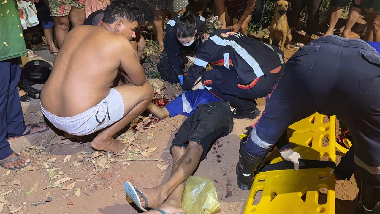Jovem é baleado após homem se passar por entregador e abordar vítima na frente de casa em Rio Branco Jovem é baleado após homem se passar por entregador e abordar vítima na frente de casa em Rio Branco