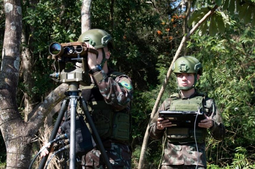 Exército reforça vigilância na fronteira do Amazonas após denúncia de presença de homens armados ligados às Farc