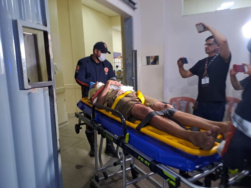 Motoboy atropela catador de latinhas durante travessia no Centro de Rio Branco
