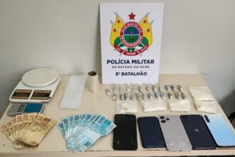 Polícia Militar apreende drogas e dinheiro no Bairro Pista