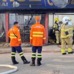 Incêndio de grandes proporções destrói Mercado Cruz na Avenida Sobral em Rio Branco; Bombeiros combatem chamas desde madrugada
