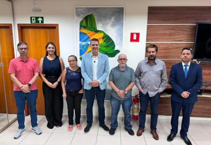 Acordo coletivo destrava salários e libera trabalho em feriados no comércio do Acre após 6 anos de impasse Acordo coletivo destrava salários e libera trabalho em feriados no comércio do Acre após 6 anos de impasse