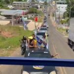 Bocalom é recebido com carinho em mobilização por Cruzeiro do Sul e destaca proximidade com população do Juruá