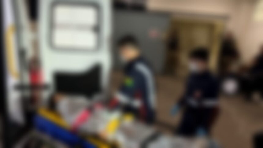 Ataque a tiros mata homem e deixa mulher e duas crianças feridas em Rio Branco Ataque a tiros mata homem e deixa mulher e duas crianças feridas em Rio Branco