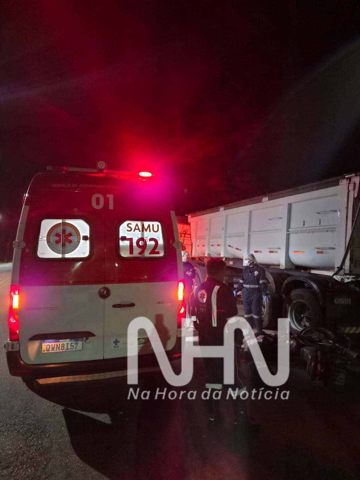 Motociclista morre após bater contra traseira de carreta estacionada em Rio Branco