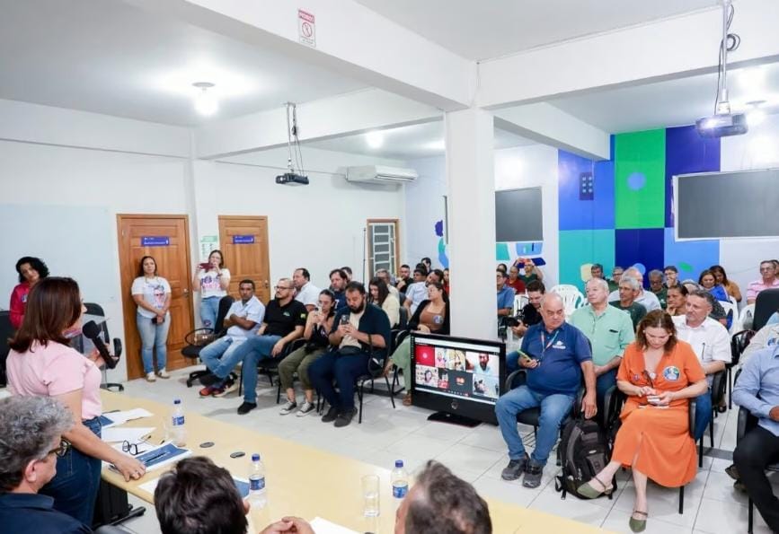 Sistema OCB/AC recebe Mailza Assis em diálogo com lideranças do cooperativismo acreano Sistema OCB/AC recebe Mailza Assis em diálogo com lideranças do cooperativismo acreano