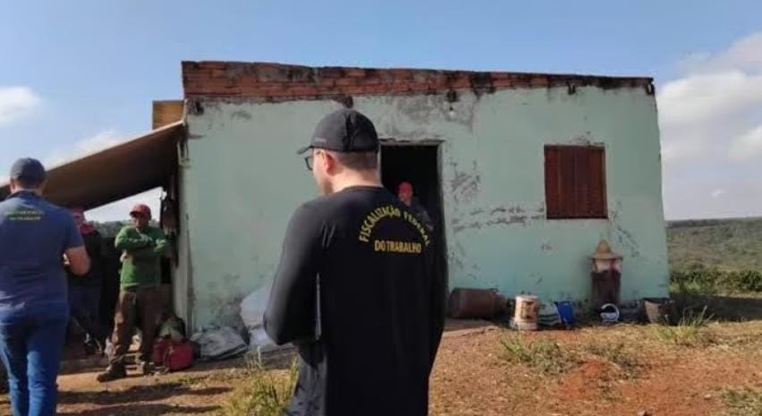 Trabalhador é resgatado de condições degradantes em fazenda de Rio Branco; empregadora é multada Trabalhador é resgatado de condições degradantes em fazenda de Rio Branco; empregadora é multada