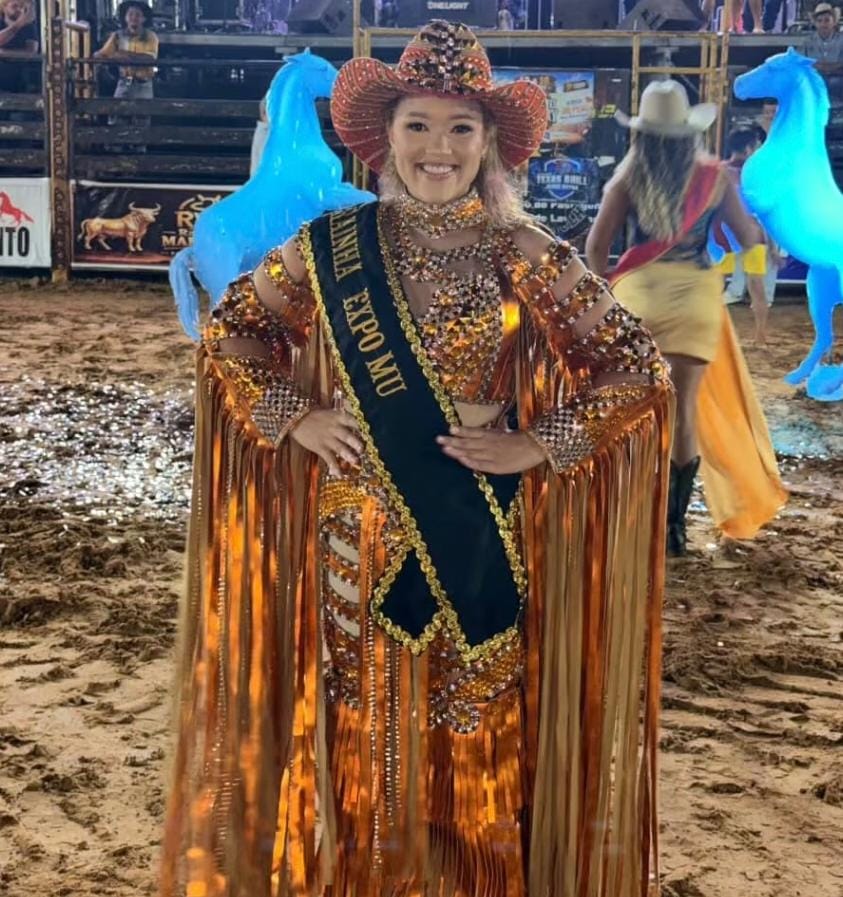 Hadassa Almeida, 18 anos, é a nova Rainha do Rodeio de Manoel Urbano