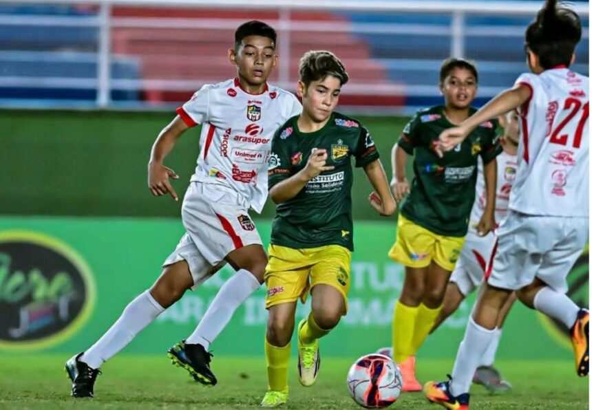 1ª Copa Capivara de Futebol de Base começa neste sábado no CT do Cupuaçu