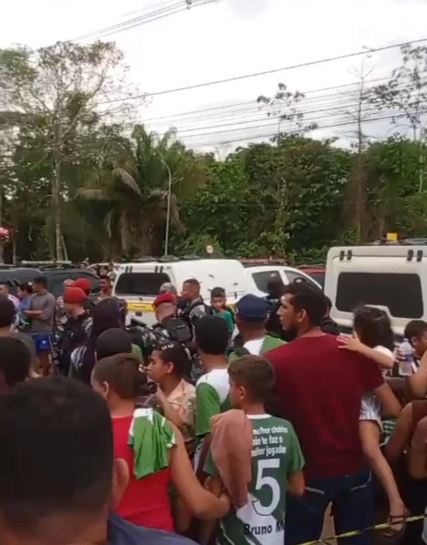 Tumulto durante partida da Copa da Floresta termina com intervenção da PM em Sena Madureira Tumulto durante partida da Copa da Floresta termina com intervenção da PM em Sena Madureira