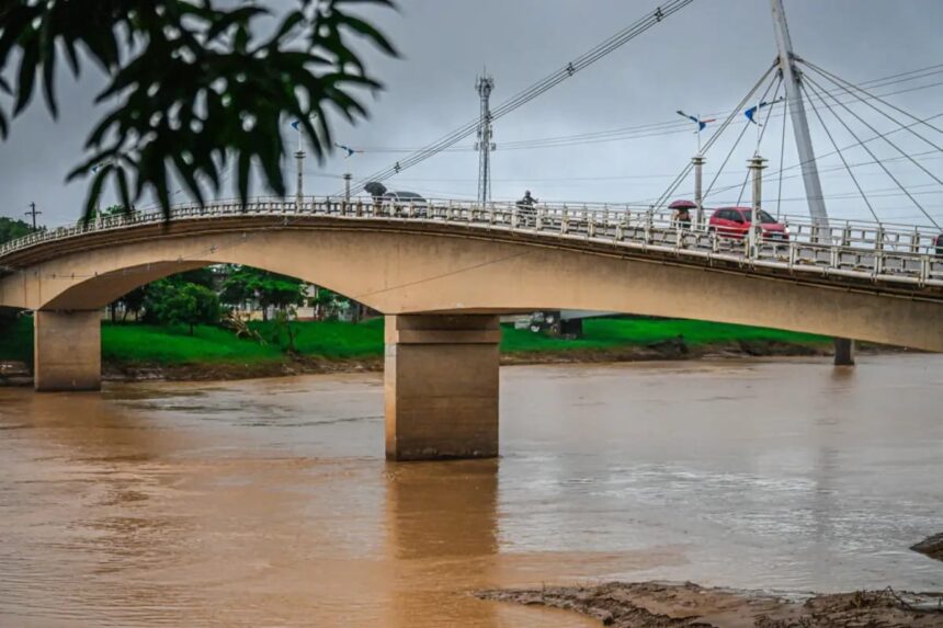 Rio Acre cai para 2,69 m em Rio Branco e segue abaixo da cota de alerta Rio Acre cai para 2,69 m em Rio Branco e segue abaixo da cota de alerta