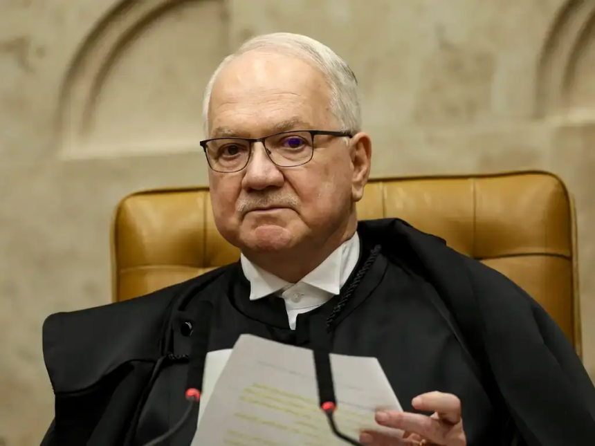 Fachin dá 24 horas para Mendonça retirar todo sigilo de investigações do Master