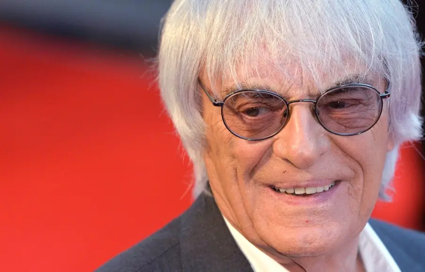 Ex-chefão da F1, Ecclestone é detido em Portugal após ser encontrado com espingarda Ex-chefão da F1, Ecclestone é detido em Portugal após ser encontrado com espingarda
