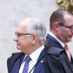 Fachin dá 24 horas para PF informar onde está mídia original extraída do celular de Vorcaro Fachin dá 24 horas para PF informar onde está mídia original extraída do celular de Vorcaro